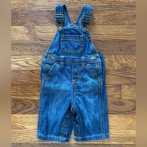 Old Navy Blue Denim Overalls Unisex Gender Neutral Baby Boys Girls Size 3-6M